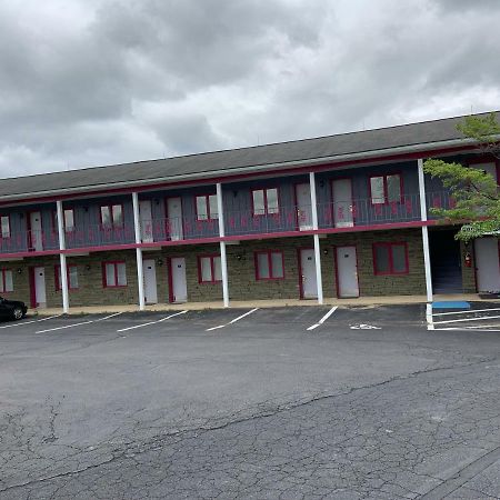Travelodge By Wyndham Strasburg/Lancaster Amish Country 외부 사진