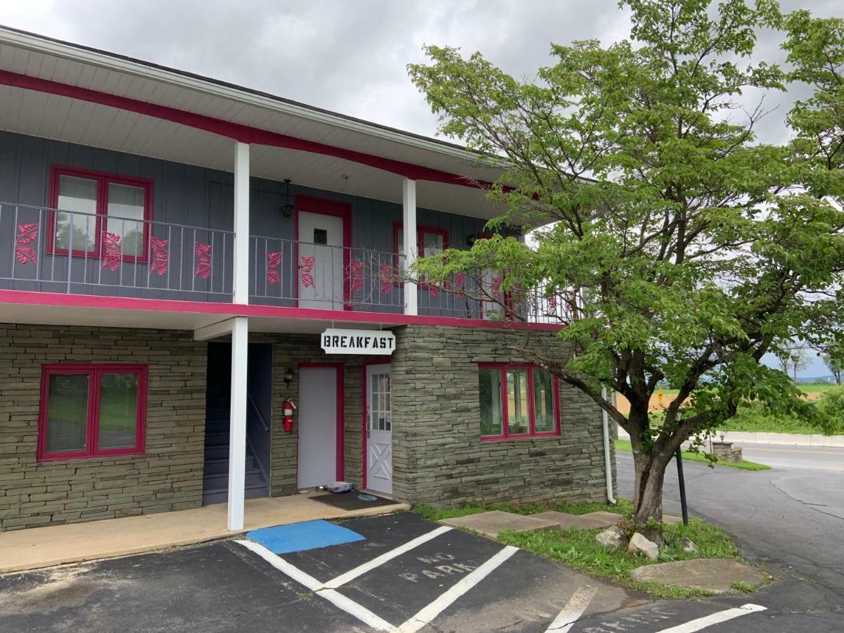Travelodge By Wyndham Strasburg/Lancaster Amish Country 외부 사진
